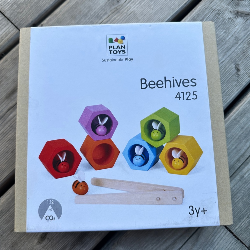 Plan Toys - wooden beehive game
